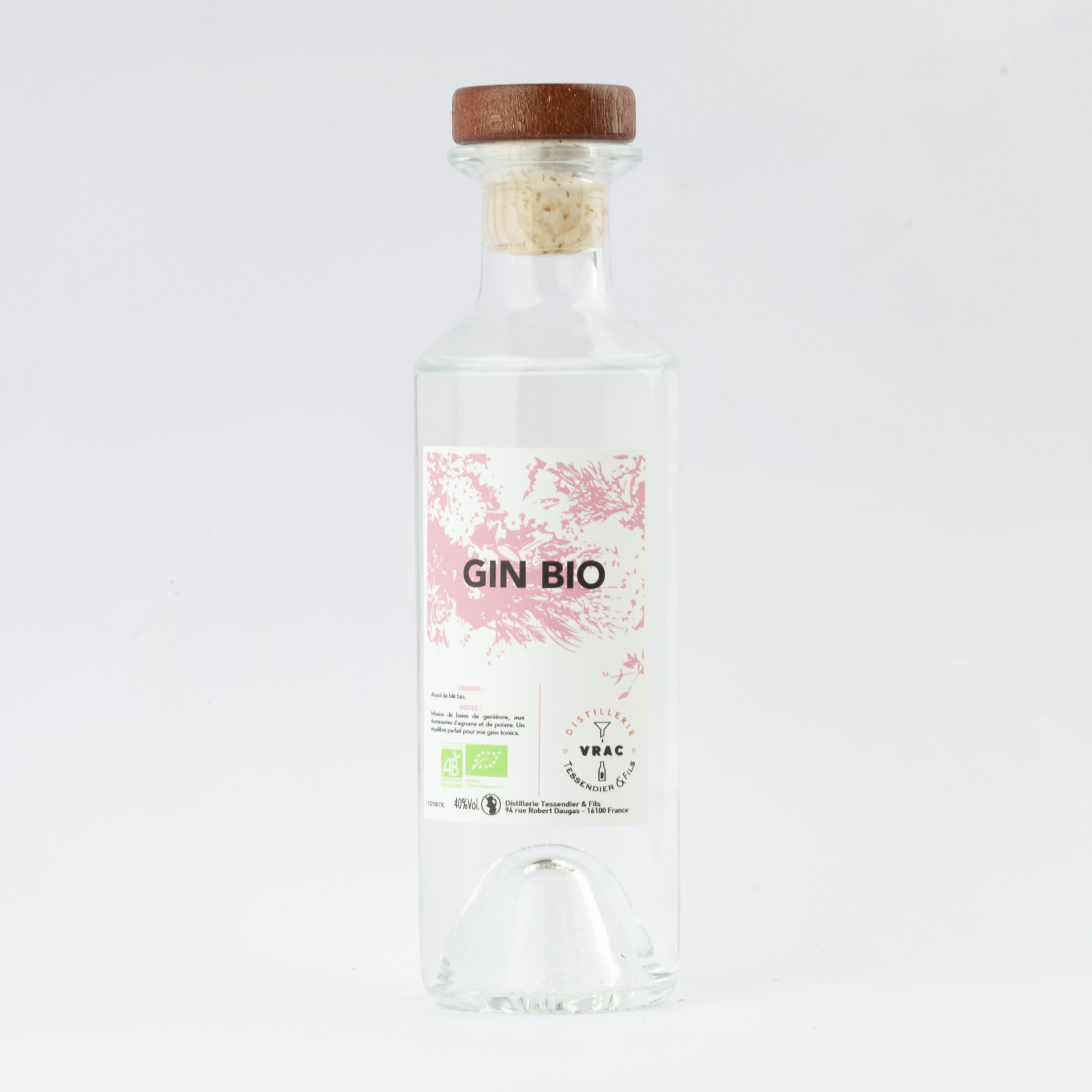 61158-gin-bio